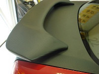 SUBARU IMPREZA капот, крыша, багажник и спойлер приобрели эффект карбона с использованием виниловой пленки произведенной компанией 3М